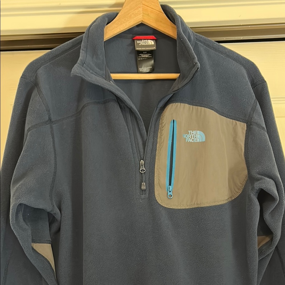 The North Face Small Men's Performance 3/4 Zip Jacket in Blue and Gray - Picture 2 of 8
